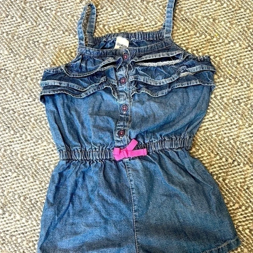Oshkosh chambray denim‎ romper size 4T